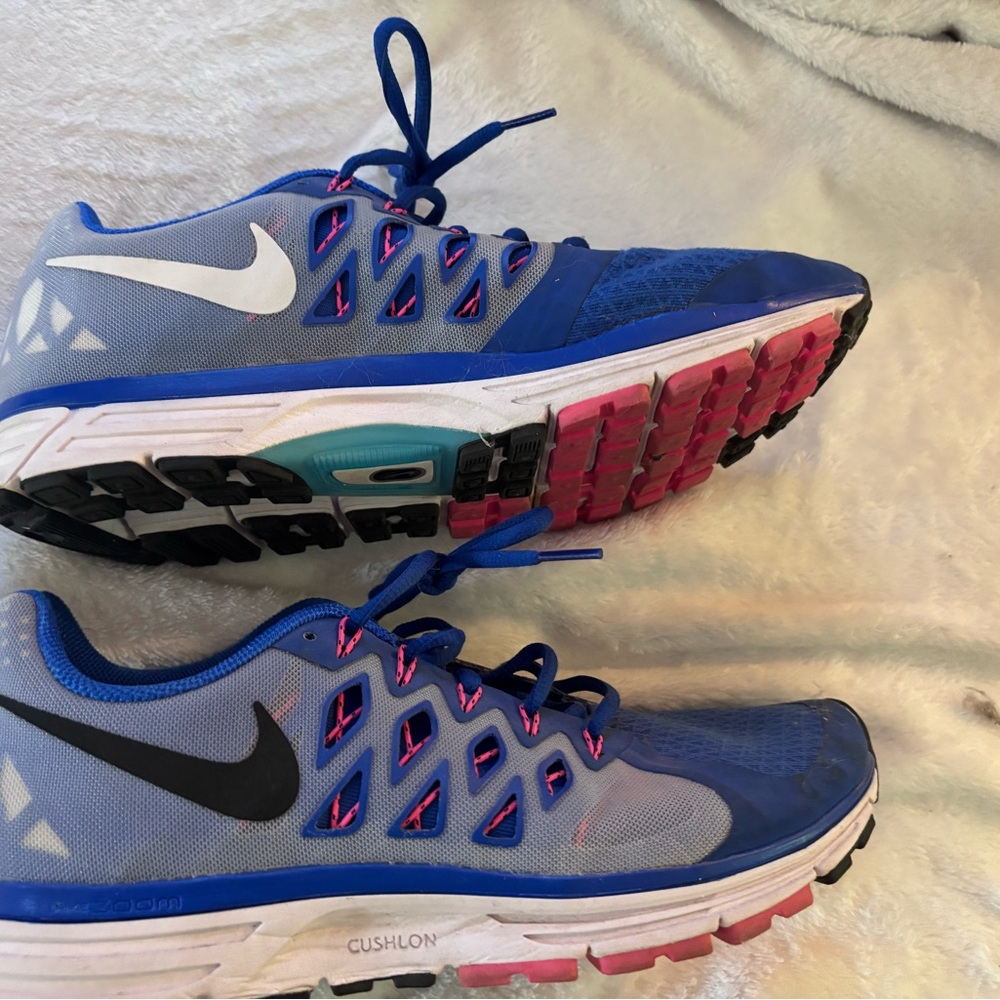Nike zoom vomero 9 EUC size 11.5